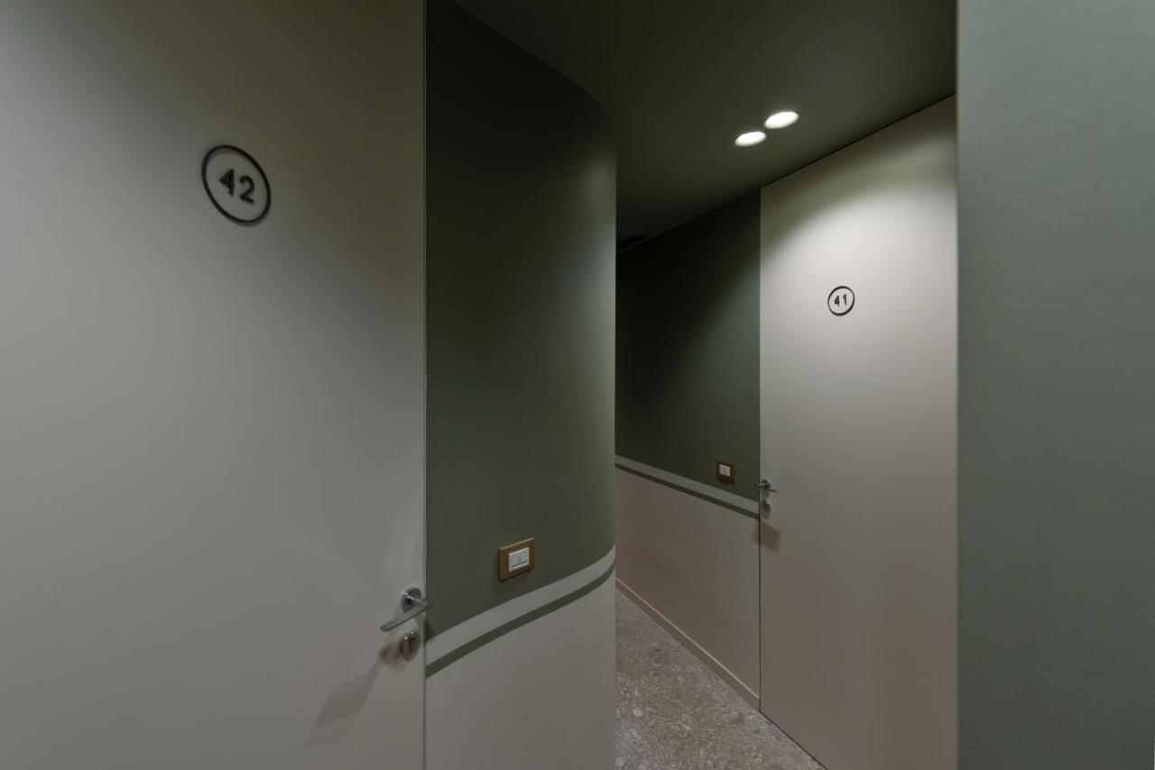Velvet Grey Boutique Hotel Milan Bagian luar foto